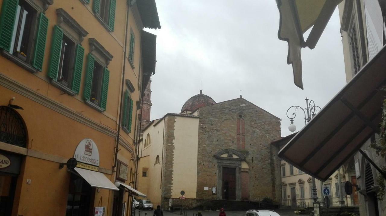 "Via Cavour 81" Apartment Arezzo Luaran gambar